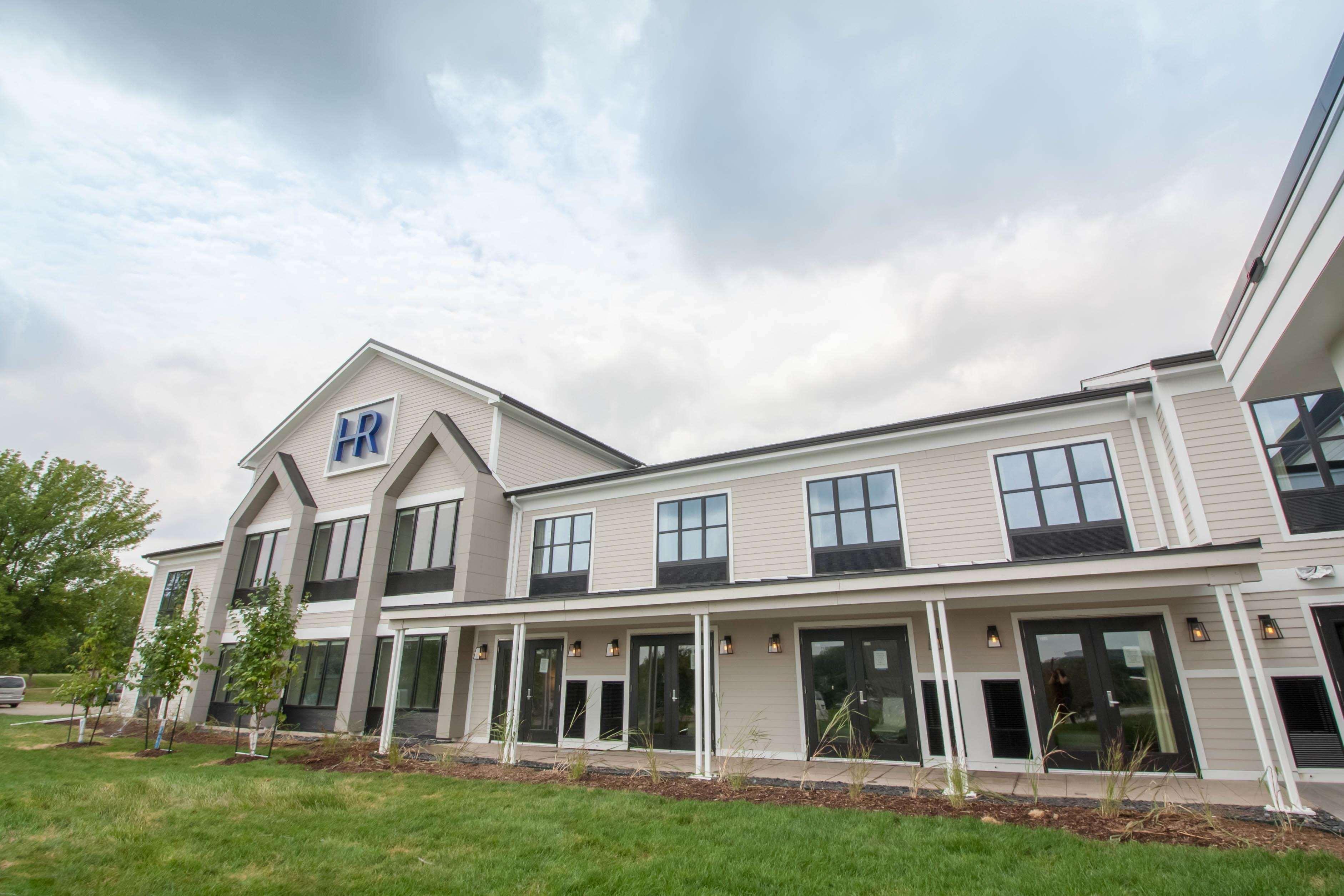 Hotel Renovo Des Moines Urbandale,Tapestry Collection Hilton Ngoại thất bức ảnh