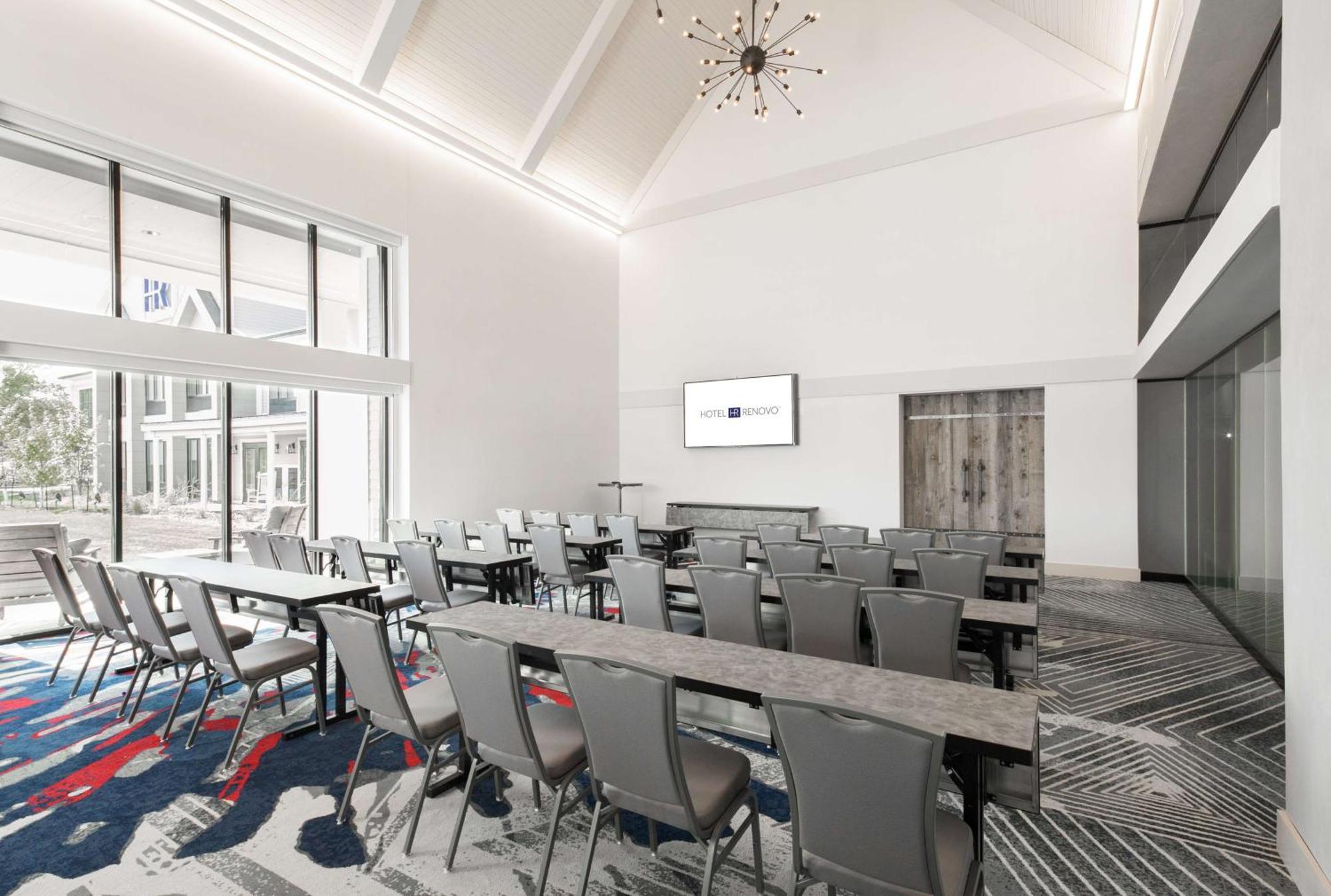 Hotel Renovo Des Moines Urbandale,Tapestry Collection Hilton Ngoại thất bức ảnh